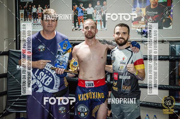 Buy your photos of the eventShow Time Kickboxing (16/06/2019) on Fotop
