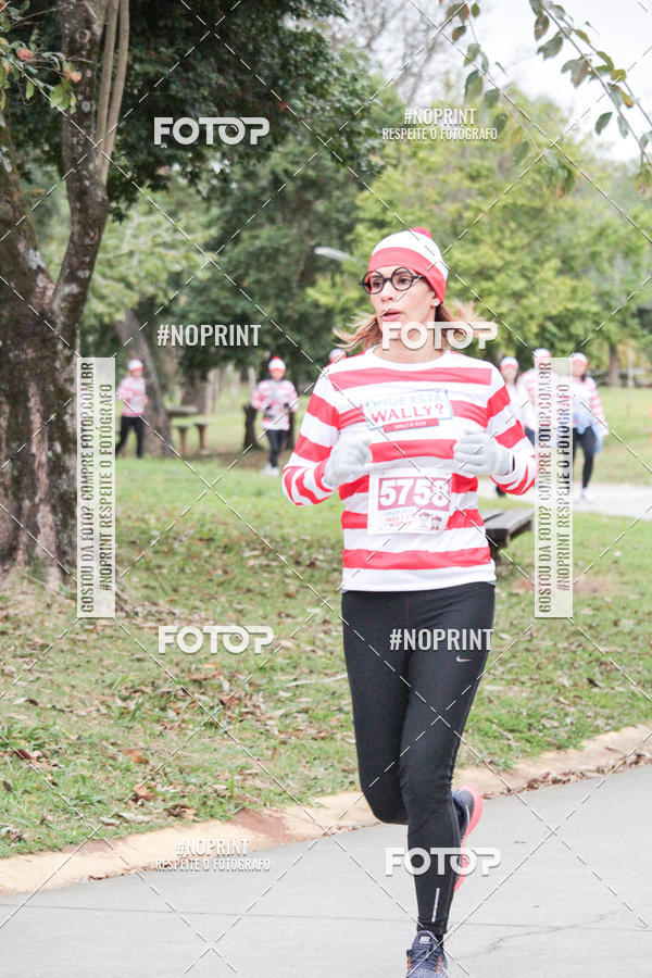 Buy your photos of the eventOnde Est Wally Walk and Run - So Paulo on Fotop