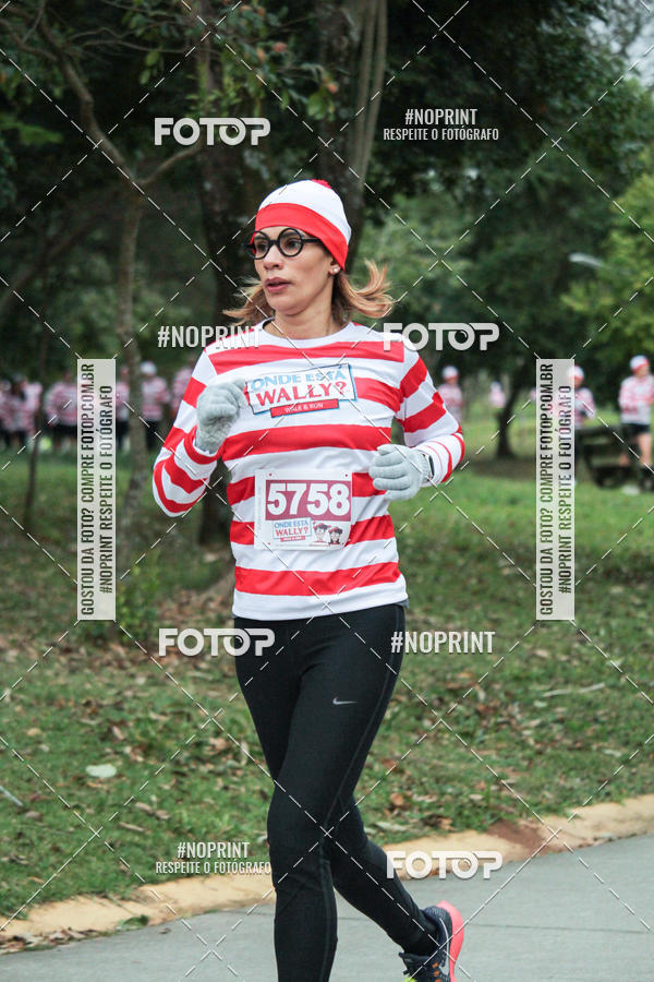 Buy your photos of the eventOnde Est Wally Walk and Run - So Paulo on Fotop