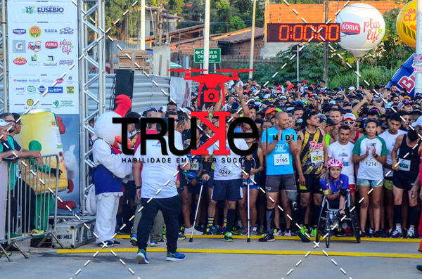 Buy your photos of the eventII Meia Maratona do Eus�bio on Fotop