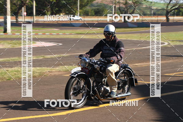 Buy your photos of the eventP na Tbua - Vintage Racing Brazil on Fotop
