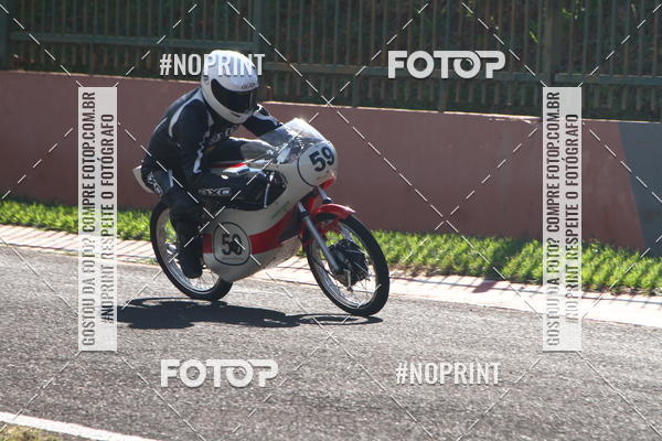 Buy your photos of the eventP na Tbua - Vintage Racing Brazil on Fotop