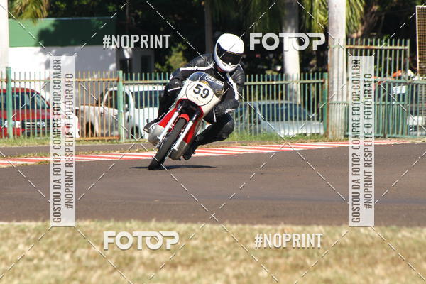 Buy your photos of the eventP na Tbua - Vintage Racing Brazil on Fotop