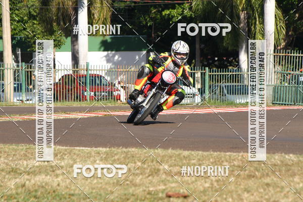 Buy your photos of the eventP na Tbua - Vintage Racing Brazil on Fotop
