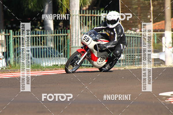 Buy your photos of the eventP na Tbua - Vintage Racing Brazil on Fotop