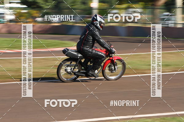 Buy your photos of the eventP na Tbua - Vintage Racing Brazil on Fotop
