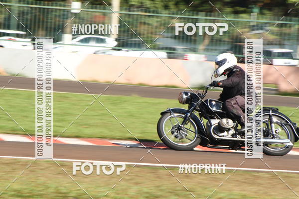 Buy your photos of the eventP na Tbua - Vintage Racing Brazil on Fotop