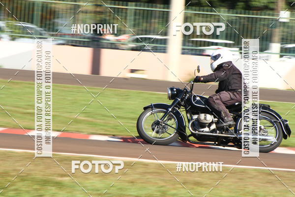 Buy your photos of the eventP na Tbua - Vintage Racing Brazil on Fotop