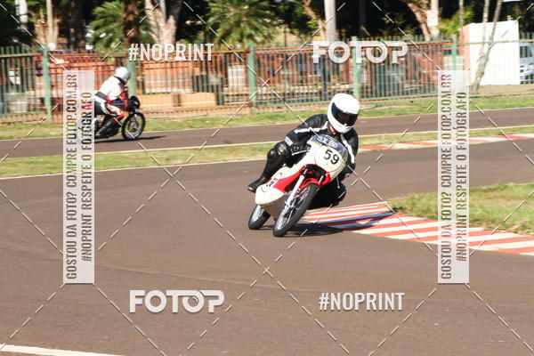 Buy your photos of the eventP na Tbua - Vintage Racing Brazil on Fotop
