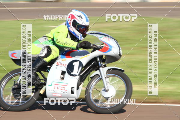 Buy your photos of the eventP na Tbua - Vintage Racing Brazil on Fotop