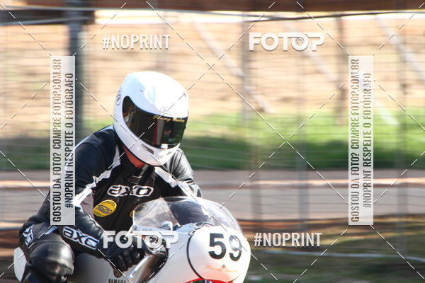 Buy your photos of the eventP na Tbua - Vintage Racing Brazil on Fotop