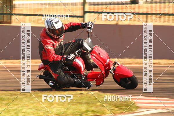 Acquista le foto dell'eventoP na Tbua - Vintage Racing Brazil in Fotop