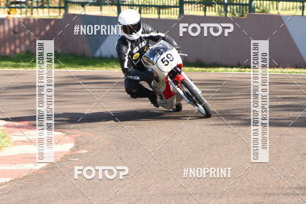 Acquista le foto dell'eventoP na Tbua - Vintage Racing Brazil in Fotop