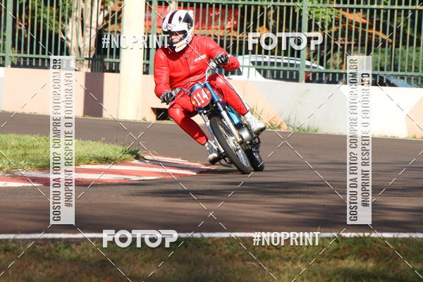 Acquista le foto dell'eventoP na Tbua - Vintage Racing Brazil in Fotop