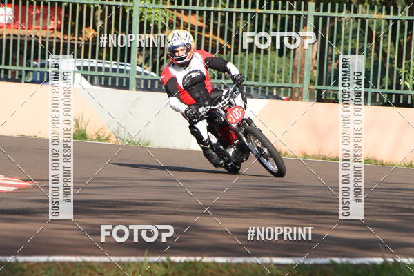 Acquista le foto dell'eventoP na Tbua - Vintage Racing Brazil in Fotop