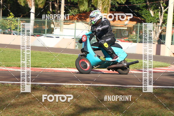 Acquista le foto dell'eventoP na Tbua - Vintage Racing Brazil in Fotop