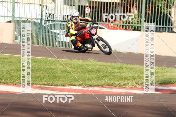 Acquista le foto dell'eventoP na Tbua - Vintage Racing Brazil in Fotop