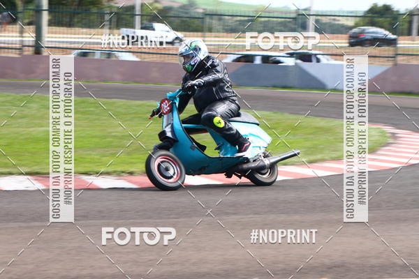 Achetez vos photos de l'vnementP na Tbua - Vintage Racing Brazil sur Fotop