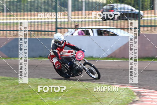 Achetez vos photos de l'vnementP na Tbua - Vintage Racing Brazil sur Fotop