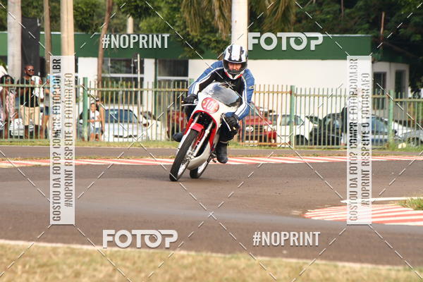 Compre as suas fotos do eventoP na Tbua - Vintage Racing Brazil no Fotop