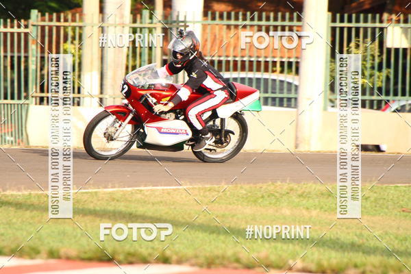 Compre as suas fotos do eventoP na Tbua - Vintage Racing Brazil no Fotop