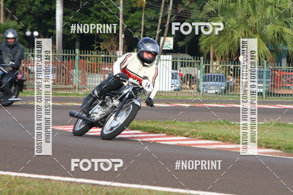 Buy your photos of the eventP na Tbua - Vintage Racing Brazil on Fotop