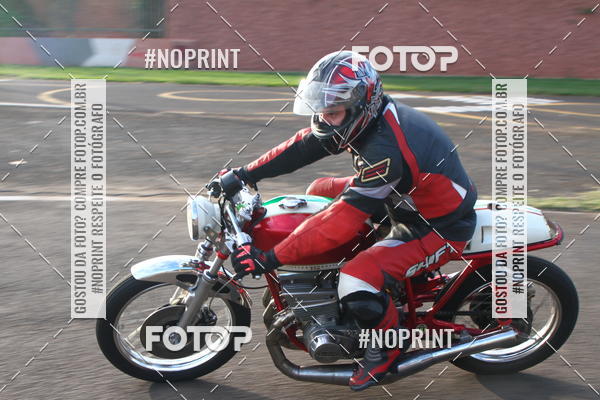 Compre as suas fotos do eventoP na Tbua - Vintage Racing Brazil no Fotop