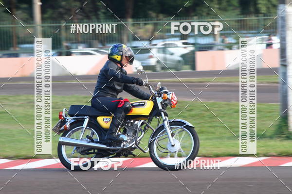 Buy your photos of the eventP na Tbua - Vintage Racing Brazil on Fotop