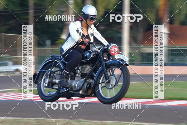 Compre as suas fotos do eventoP na Tbua - Vintage Racing Brazil no Fotop