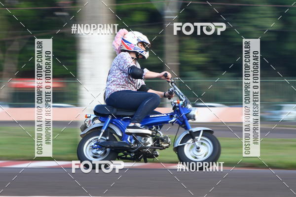 Compre as suas fotos do eventoP na Tbua - Vintage Racing Brazil no Fotop