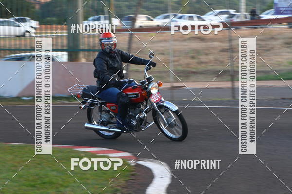 Buy your photos of the eventP na Tbua - Vintage Racing Brazil on Fotop
