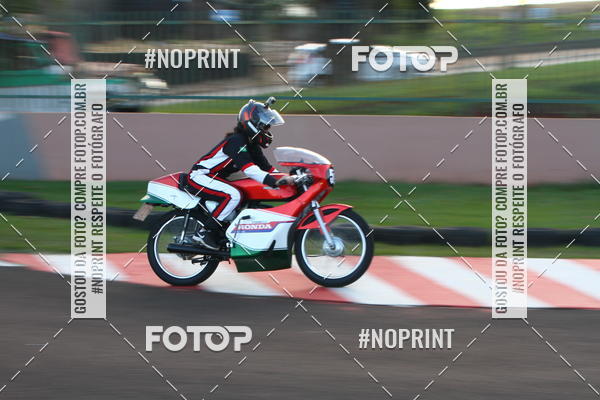 Compre as suas fotos do eventoP na Tbua - Vintage Racing Brazil no Fotop