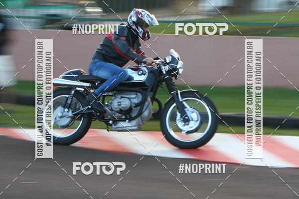 Compre as suas fotos do eventoP na Tbua - Vintage Racing Brazil no Fotop