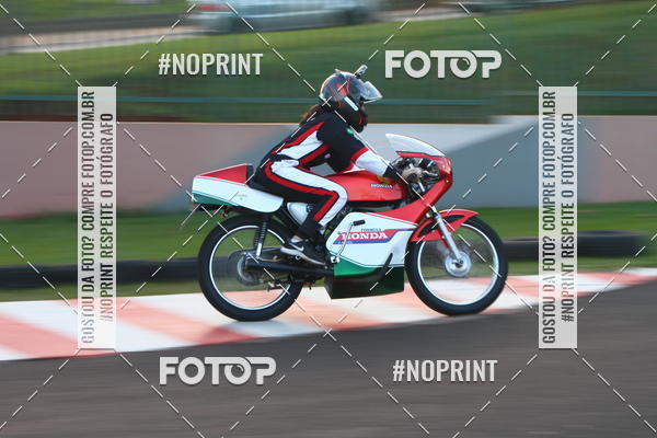 Compre as suas fotos do eventoP na Tbua - Vintage Racing Brazil no Fotop