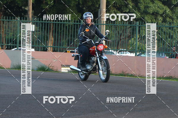 Compre as suas fotos do eventoP na Tbua - Vintage Racing Brazil no Fotop