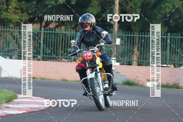 Compre as suas fotos do eventoP na Tbua - Vintage Racing Brazil no Fotop