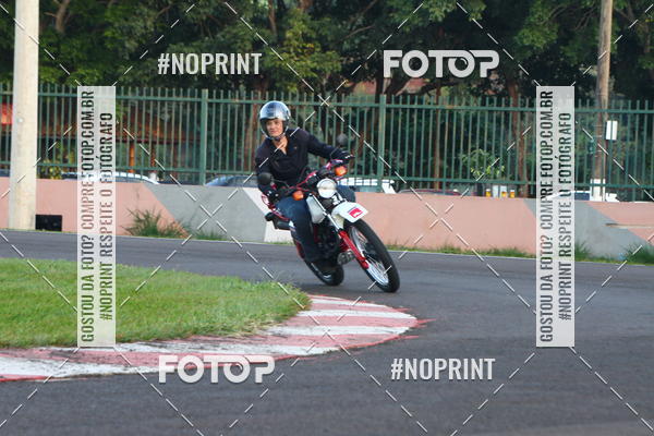 Compre as suas fotos do eventoP na Tbua - Vintage Racing Brazil no Fotop