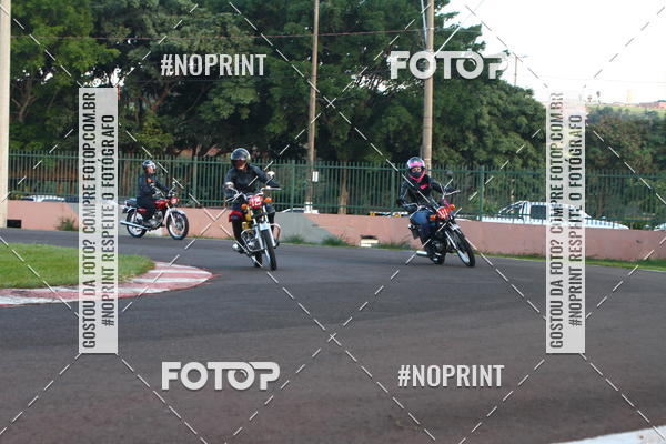 Compre as suas fotos do eventoP na Tbua - Vintage Racing Brazil no Fotop