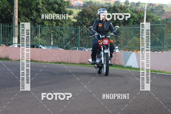 Buy your photos of the eventP na Tbua - Vintage Racing Brazil on Fotop