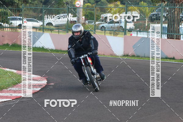 Buy your photos of the eventP na Tbua - Vintage Racing Brazil on Fotop