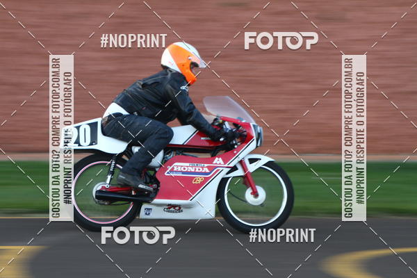 Acquista le foto dell'eventoP na Tbua - Vintage Racing Brazil in Fotop