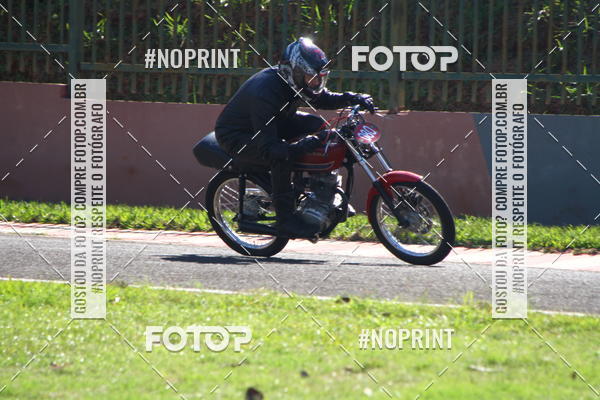 Buy your photos of the eventP na Tbua - Vintage Racing Brazil on Fotop