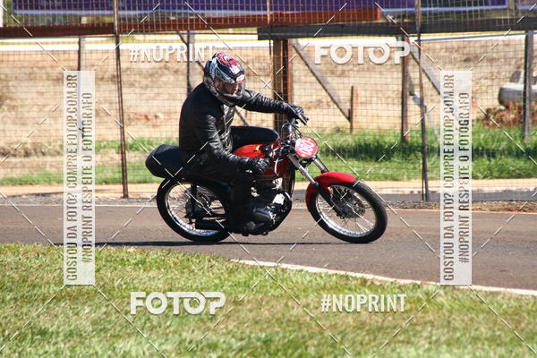 Buy your photos of the eventP na Tbua - Vintage Racing Brazil on Fotop