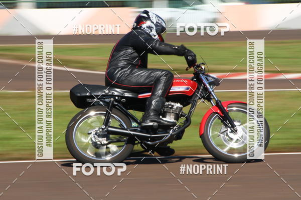 Buy your photos of the eventP na Tbua - Vintage Racing Brazil on Fotop