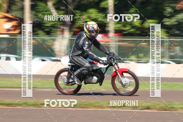 Buy your photos of the eventP na Tbua - Vintage Racing Brazil on Fotop