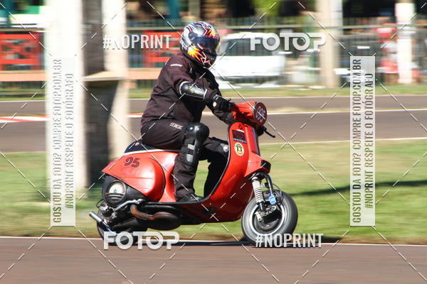 Compre as suas fotos do eventoP na Tbua - Vintage Racing Brazil no Fotop