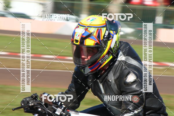 Buy your photos of the eventP na Tbua - Vintage Racing Brazil on Fotop