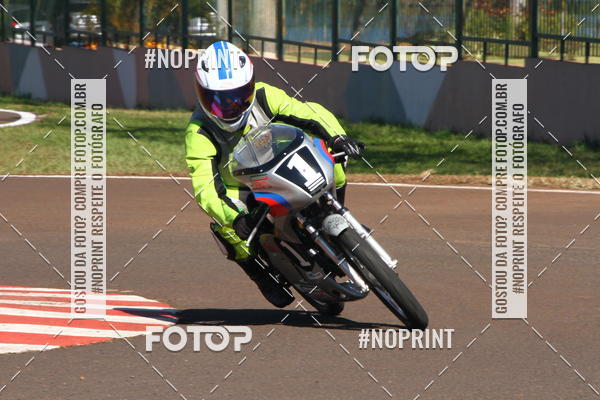 Buy your photos of the eventP na Tbua - Vintage Racing Brazil on Fotop