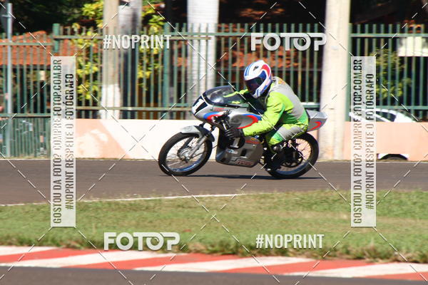 Buy your photos of the eventP na Tbua - Vintage Racing Brazil on Fotop