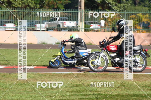 Buy your photos of the eventP na Tbua - Vintage Racing Brazil on Fotop